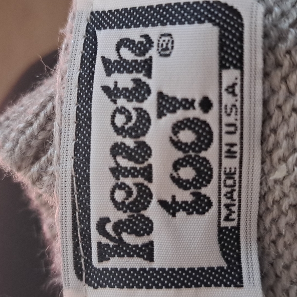 Keneth Too! Size Medium lightweight short sleeve multi color sweater - Picture 5 of 5